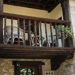 Feriehus Casa Yanu Historica En Parque Natural De Ponga *